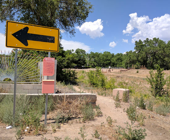 A Place of Belonging #5. we all belong here. In my neighborhood I can be myself and I can connect with and be of service to my community. BB. Un lugar de pernenencia. todos pertenencemos aquí. En mi barrio, puedo ser yo mismo, me puedo conectar con mis vecinos y puedo estar a su servicio.t BelongingABQ.com